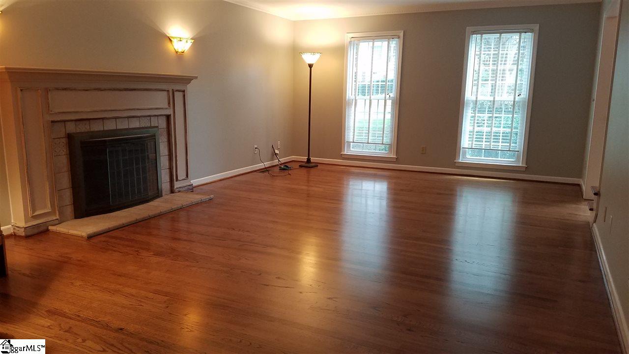 121 Crosswinds Street Greer, SC 29650 - Photo 13 of 36 Gallery Image 13