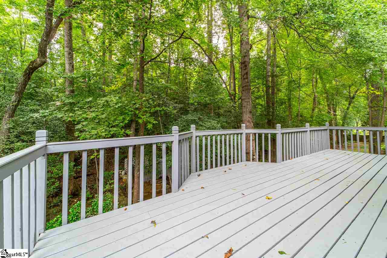 121 Crosswinds Street Greer, SC 29650 - Photo 4 of 36 Gallery Image 4