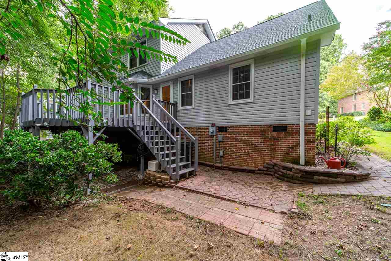 121 Crosswinds Street Greer, SC 29650 - Photo 5 of 36 Gallery Image 5