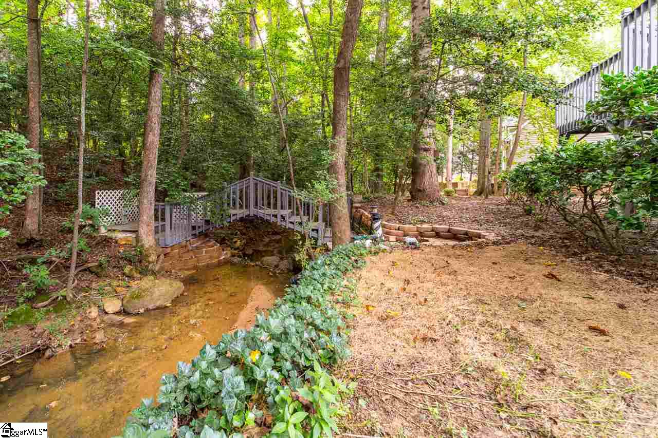 121 Crosswinds Street Greer, SC 29650 - Photo 6 of 36 Gallery Image 6