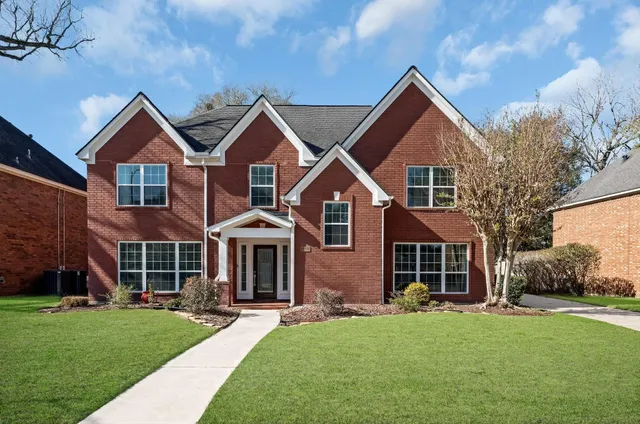 $3,400 | 4422 Warwick Drive, Sugar Land, TX 77479