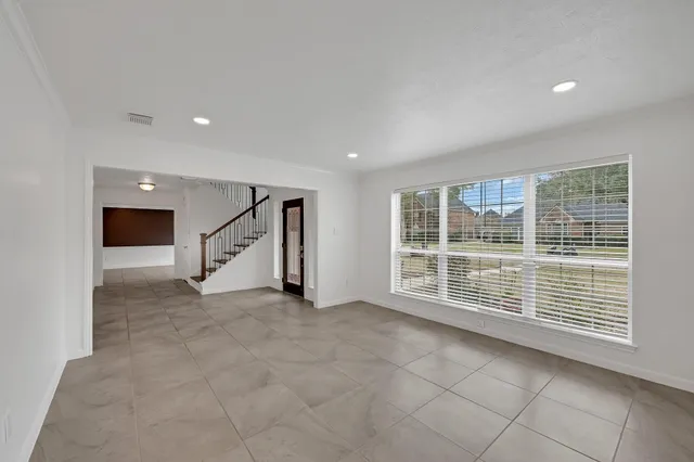 $3,400 | 4422 Warwick Drive, Sugar Land, TX 77479