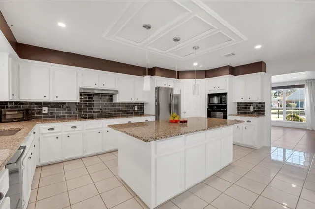 $3,400 | 4422 Warwick Drive, Sugar Land, TX 77479