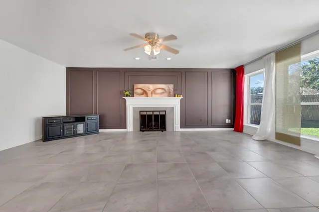 $3,400 | 4422 Warwick Drive, Sugar Land, TX 77479