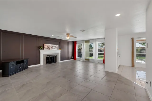 $3,400 | 4422 Warwick Drive, Sugar Land, TX 77479