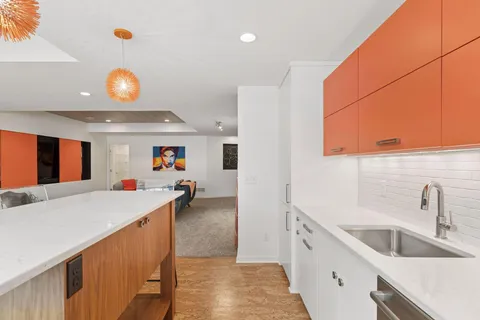 $940,000 | 7801 West 95th Street, Bloomington, MN 55438