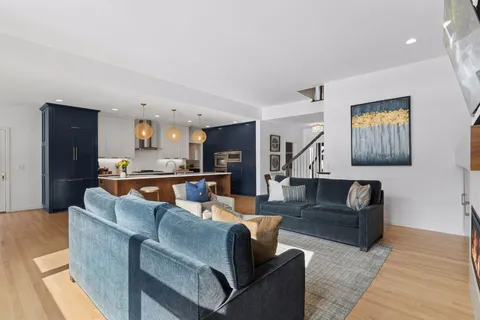 $940,000 | 7801 West 95th Street, Bloomington, MN 55438