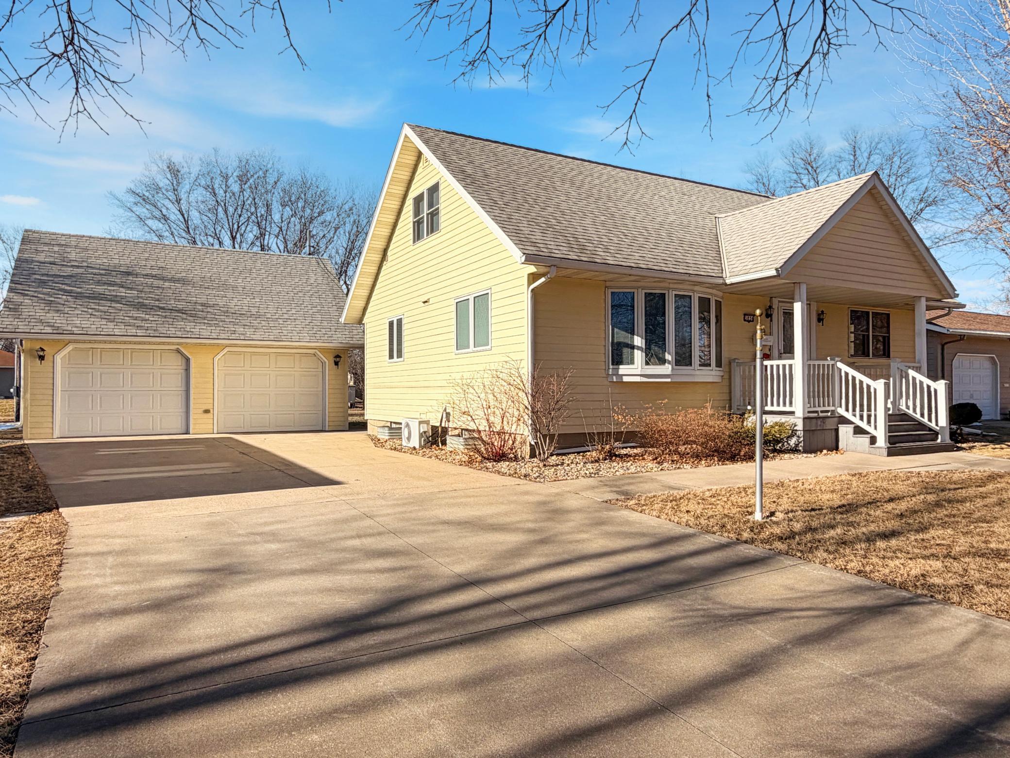 3036 Queen Avenue Slayton, MN 56172 - Photo 2 of 29