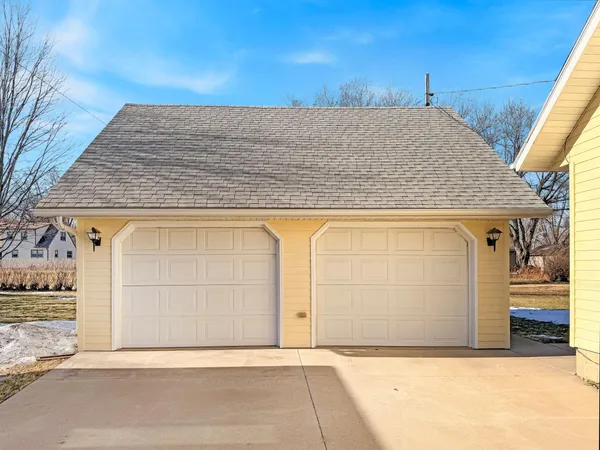 $208,000 | 3036 Queen Avenue, Slayton, MN 56172