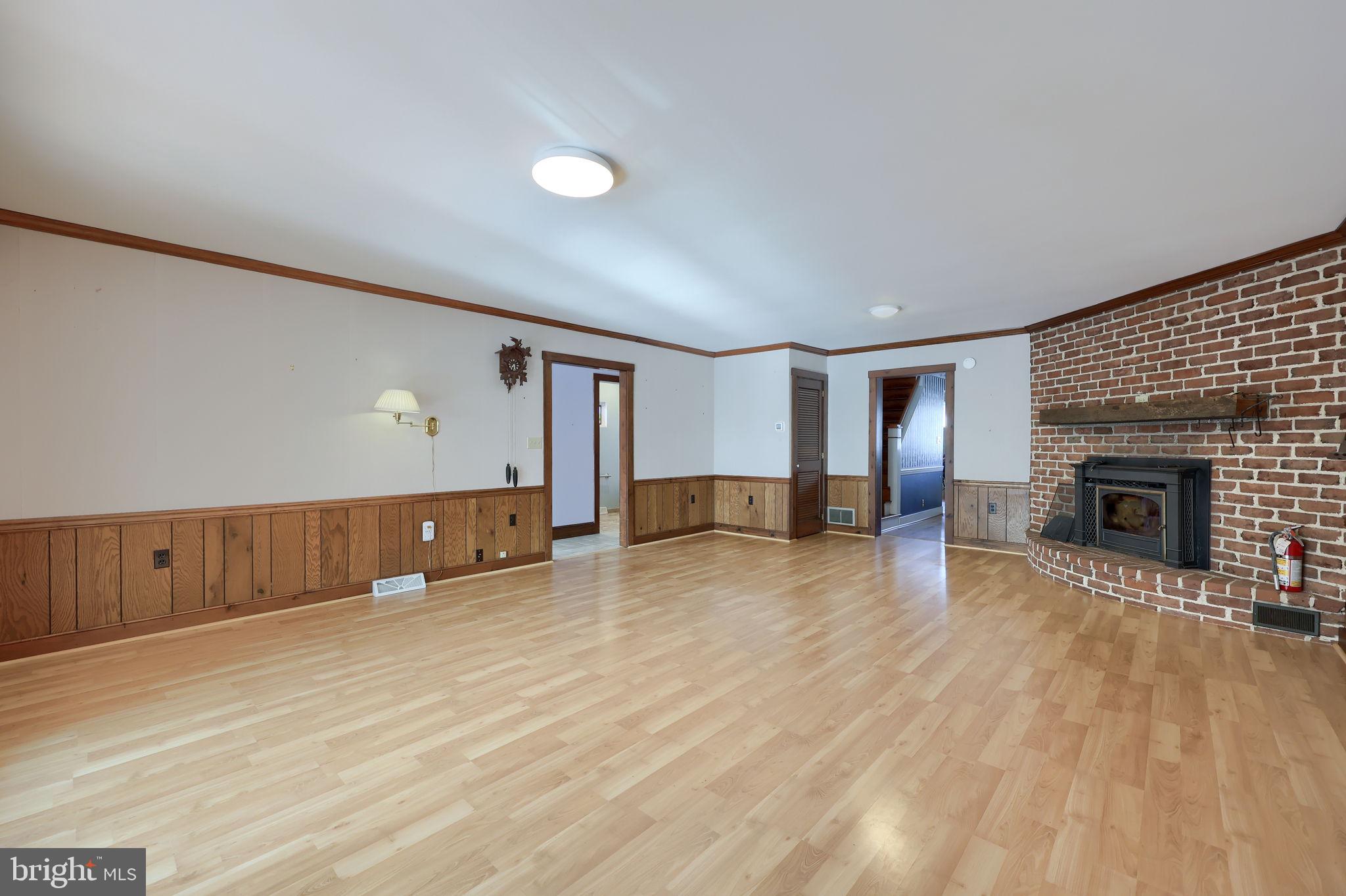 16 East Market Street Lititz, PA 17543 - Photo 18 of 39