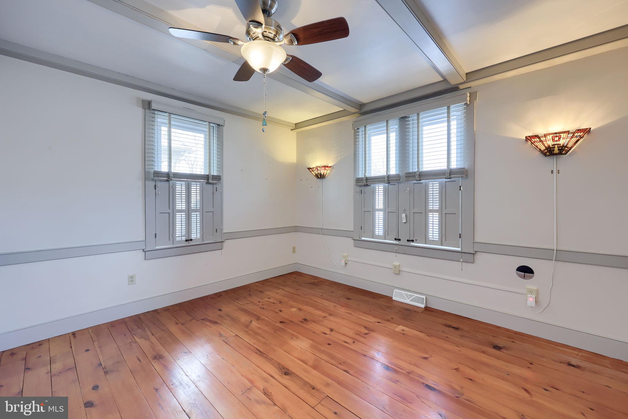 16 East Market Street Lititz, PA 17543 - Photo 20 of 39