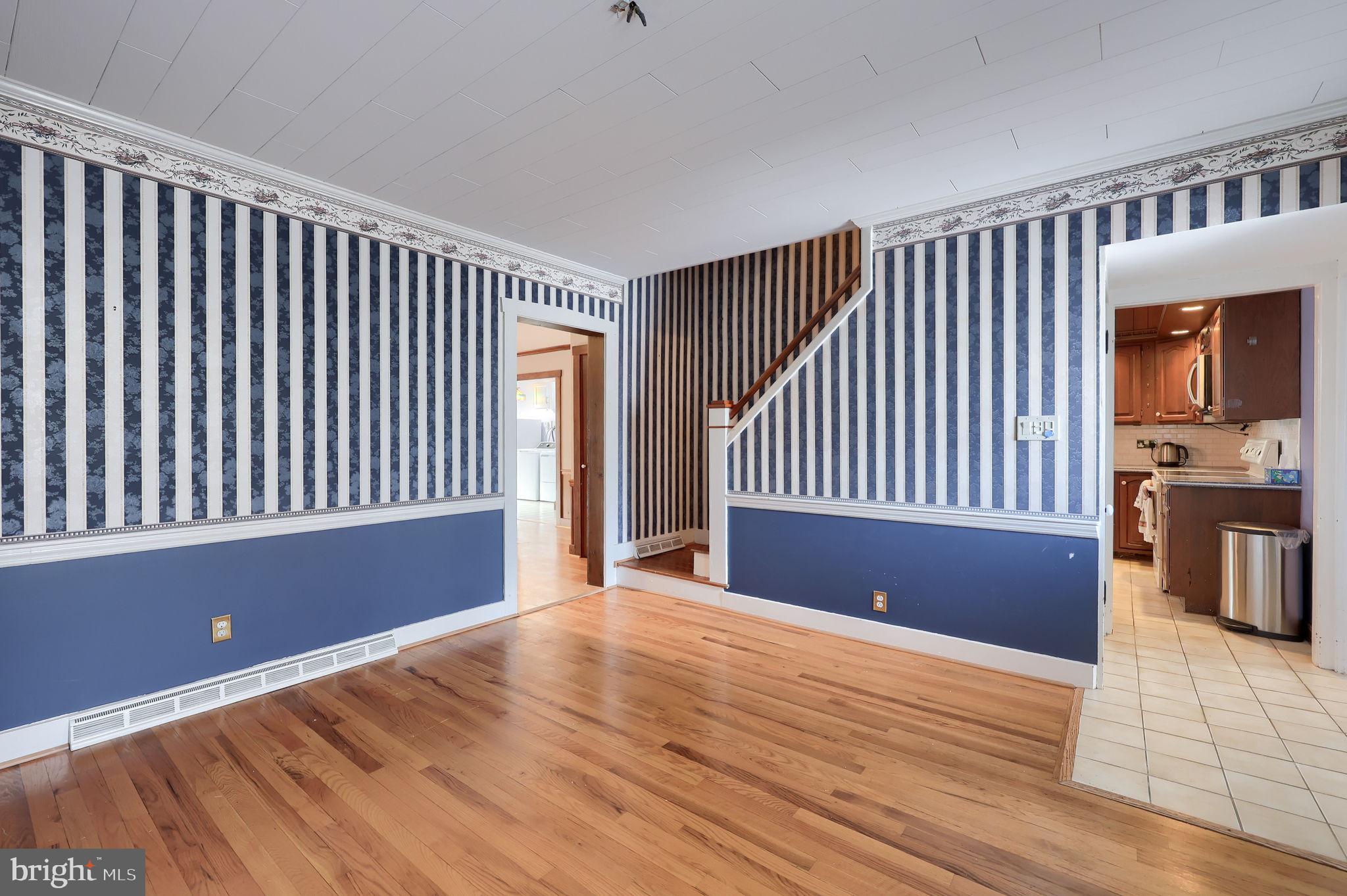 16 East Market Street Lititz, PA 17543 - Photo 6 of 39