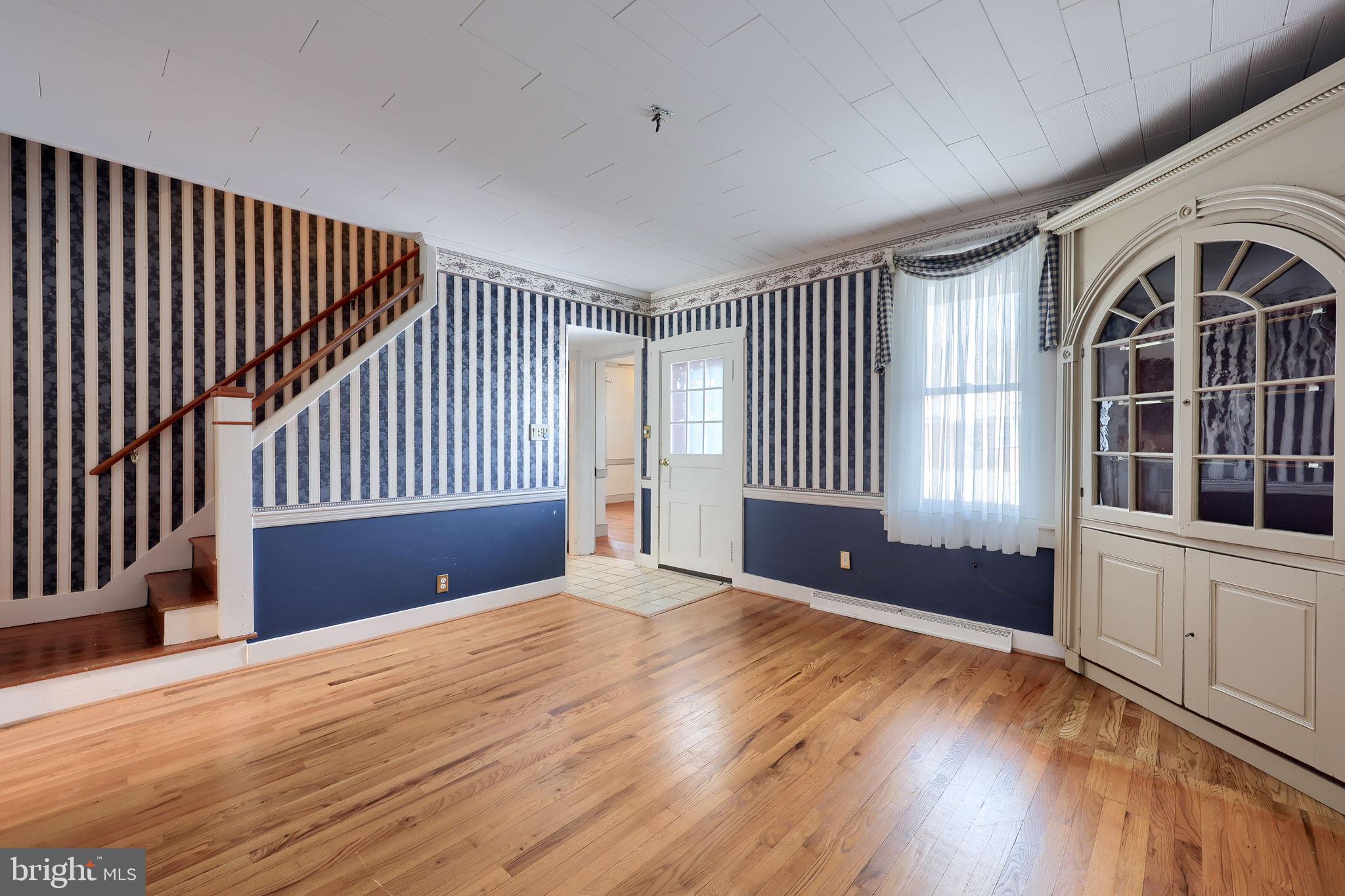 16 East Market Street Lititz, PA 17543 - Photo 7 of 39