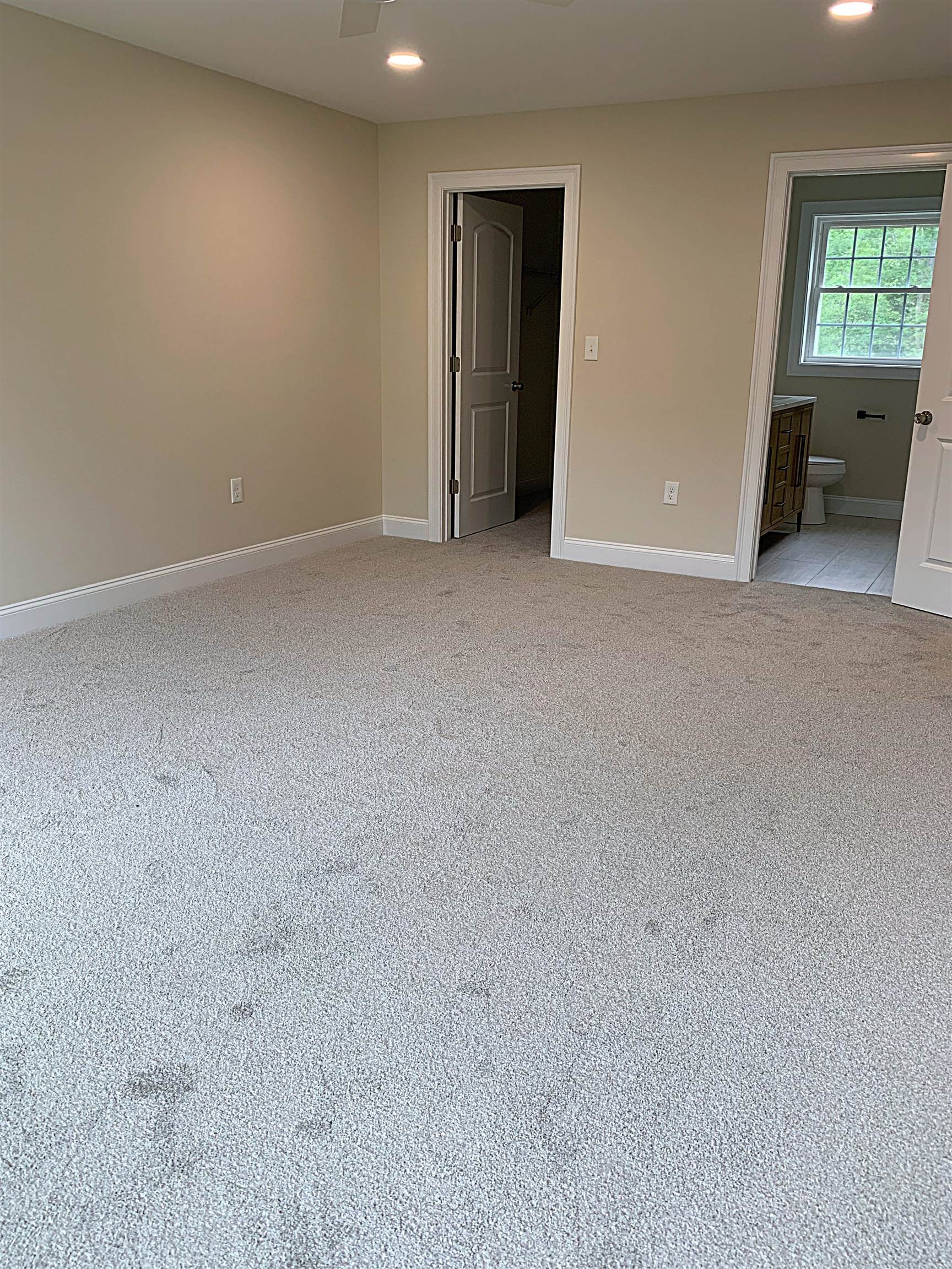 56 Beech Hill Road Weare, NH 03281 - Photo 4 of 19