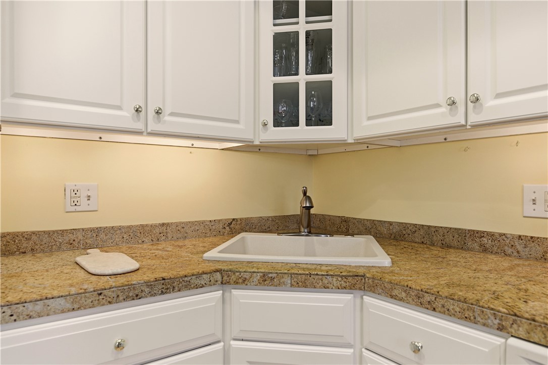 216 Goddard Row Newport, RI 02840 - Photo 18 of 29