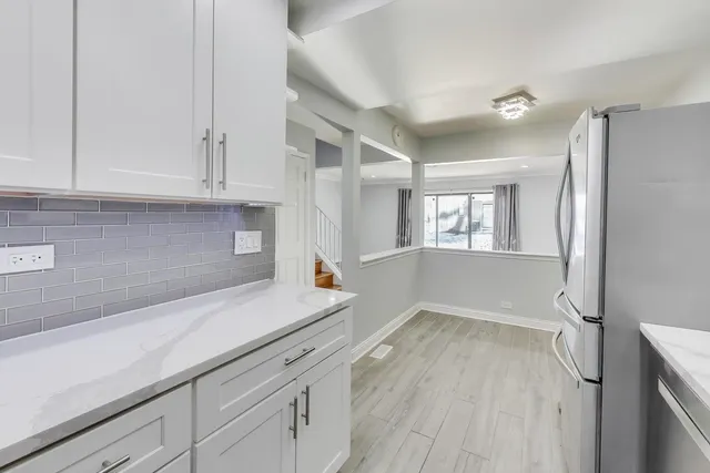 $335,000 | 637 Bridgeview Point, Schaumburg, IL 60194