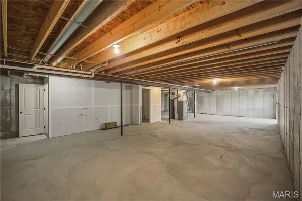 $329,000 | 2124 Providence Park Lane, Herculaneum, MO 63048