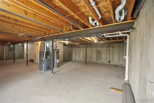 $329,000 | 2124 Providence Park Lane, Herculaneum, MO 63048