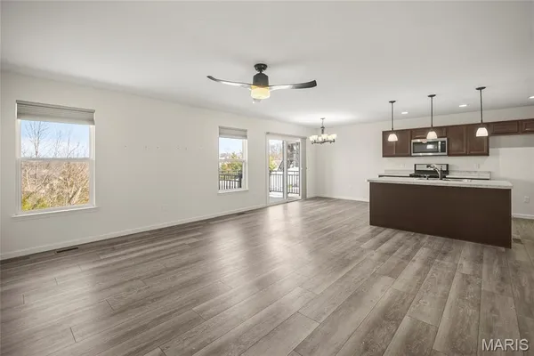 $329,000 | 2124 Providence Park Lane, Herculaneum, MO 63048