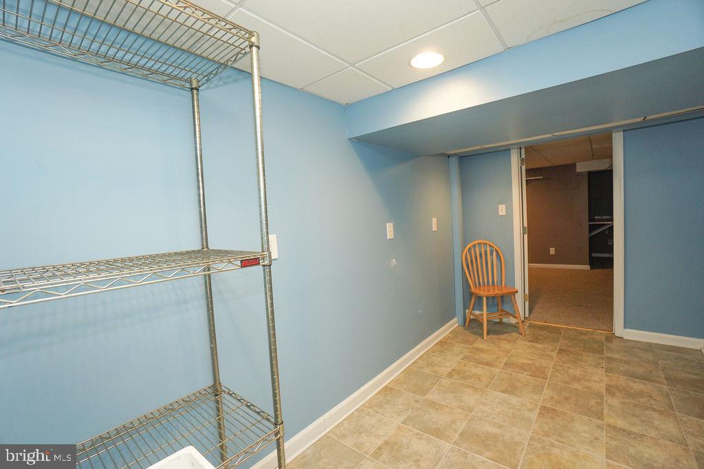 464 Colonial Road Bellmawr, NJ 08031 - Photo 35 of 43