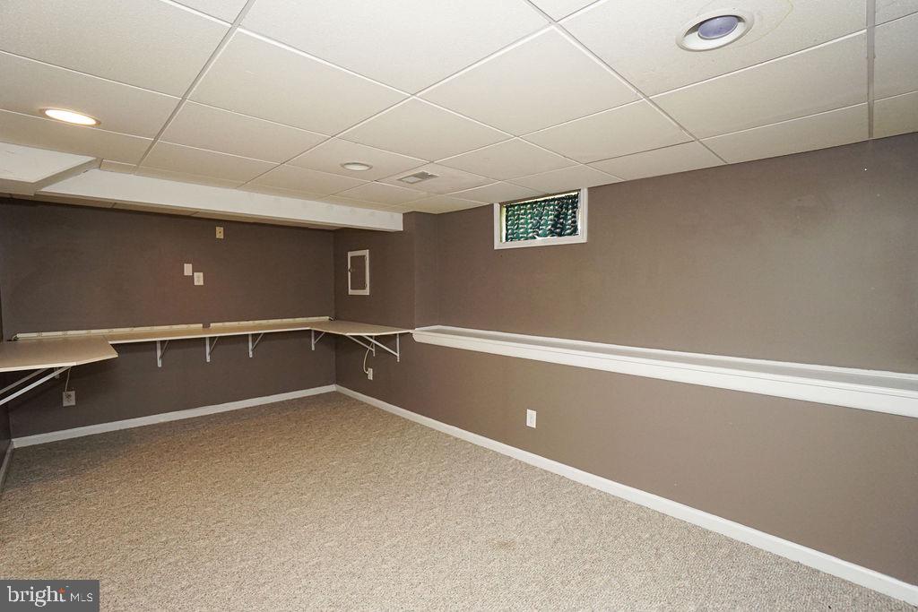 464 Colonial Road Bellmawr, NJ 08031 - Photo 36 of 43