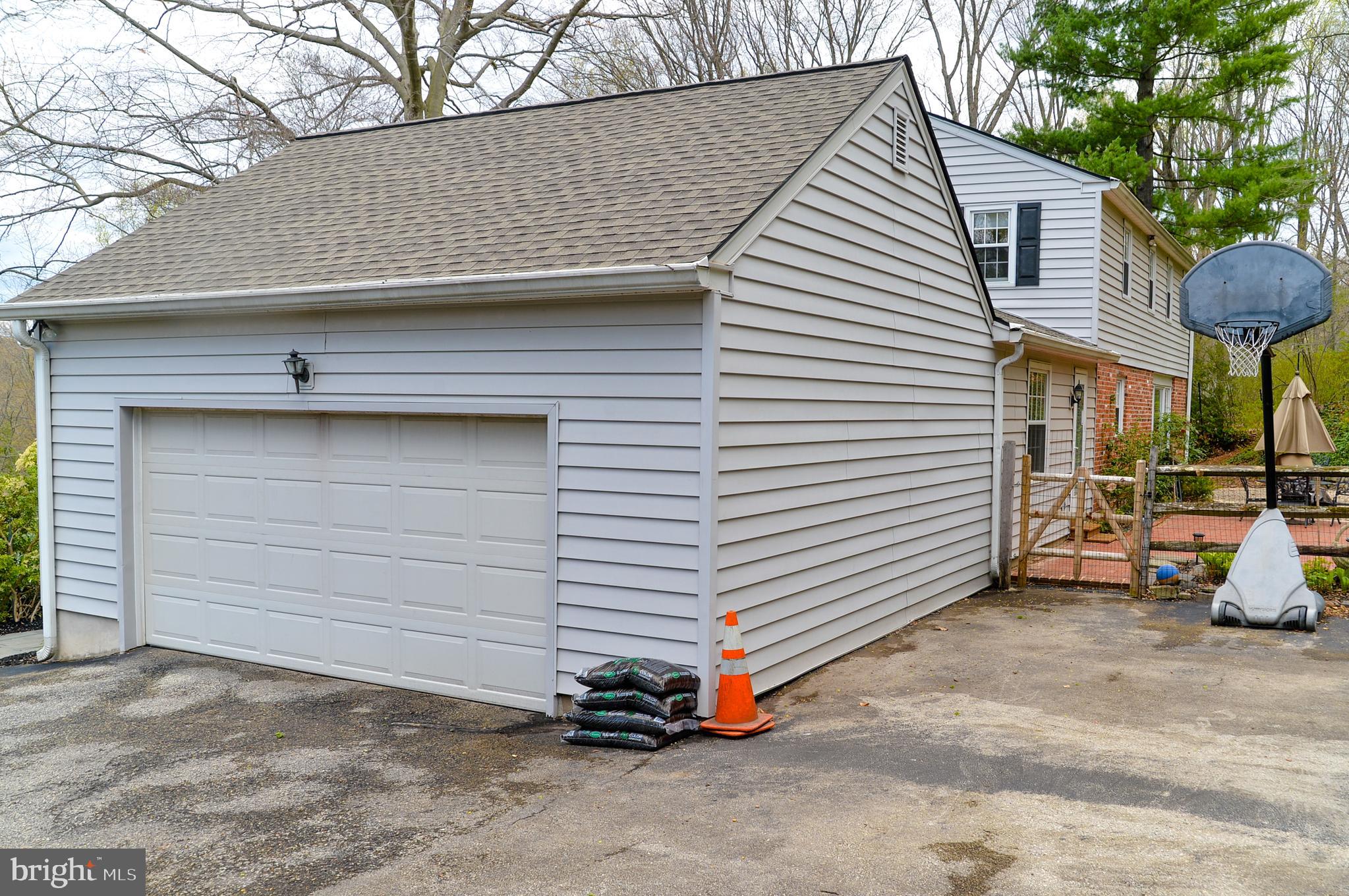 16 7 Springs Road Wayne, PA 19087 - Photo 4 of 5