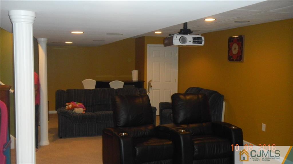 13 Richards Road Lawrence Township, NJ 08648 - Photo 3 of 6 Gallery Image 3