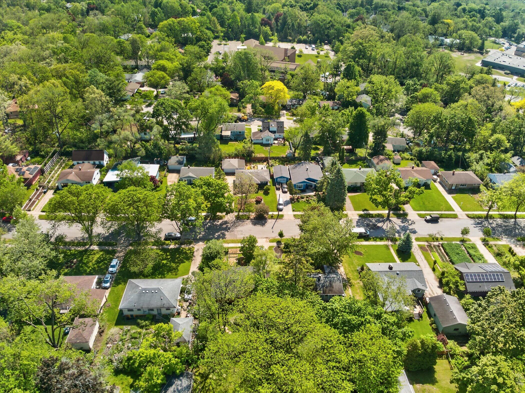 900 Pomona Road Ann Arbor, MI 48103 - Photo 47 of 60 47-900-Pomona-Rd-WindowStill
