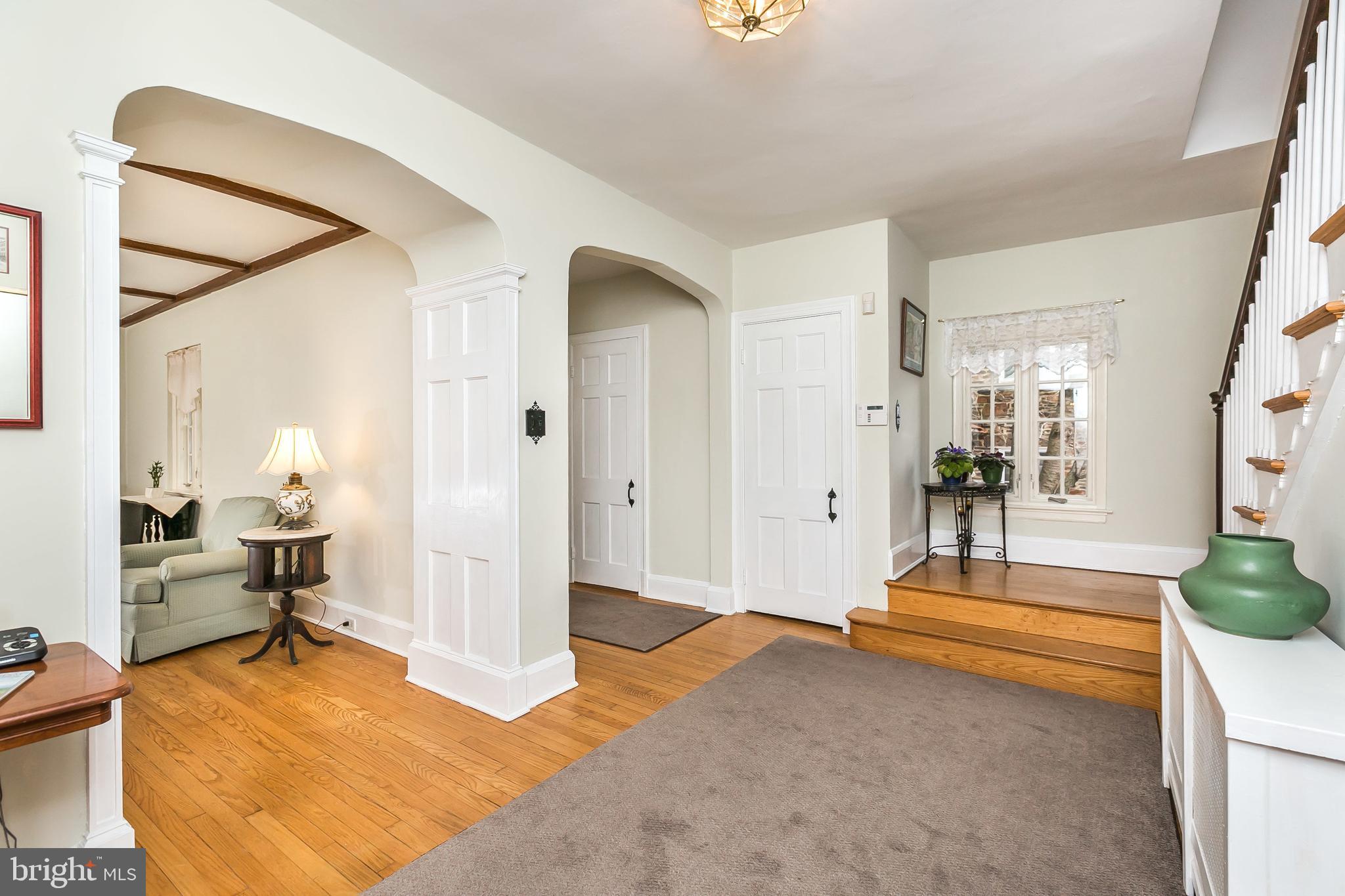 207 Tunbridge Road Baltimore, MD 21212 - Photo 3 of 43 The foyer has lovely architectural details