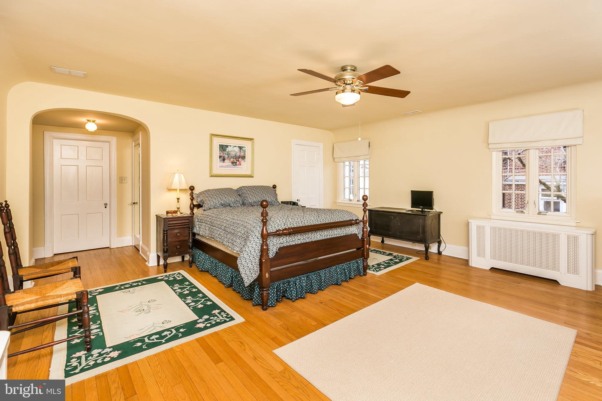 207 Tunbridge Road Baltimore, MD 21212 - Photo 21 of 43 The master has 3 sides of windows.