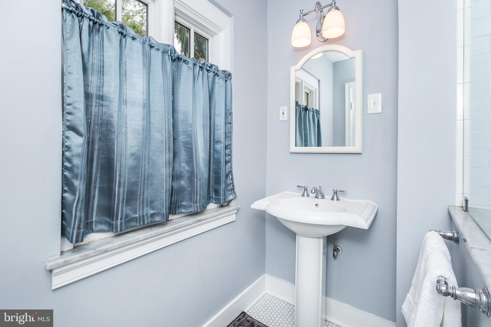 207 Tunbridge Road Baltimore, MD 21212 - Photo 24 of 43