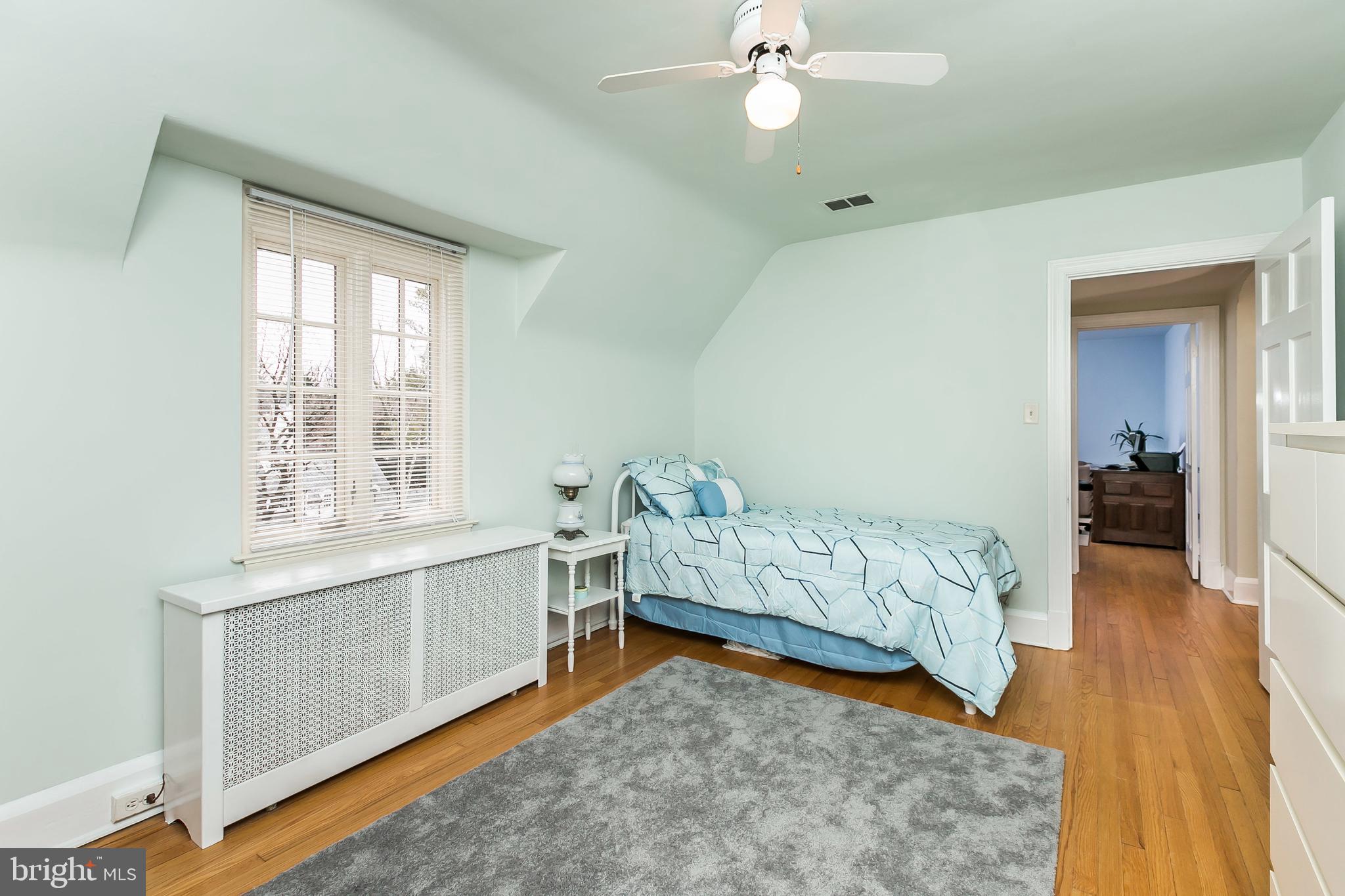 207 Tunbridge Road Baltimore, MD 21212 - Photo 28 of 43 The bedrooms all have hardwood floors