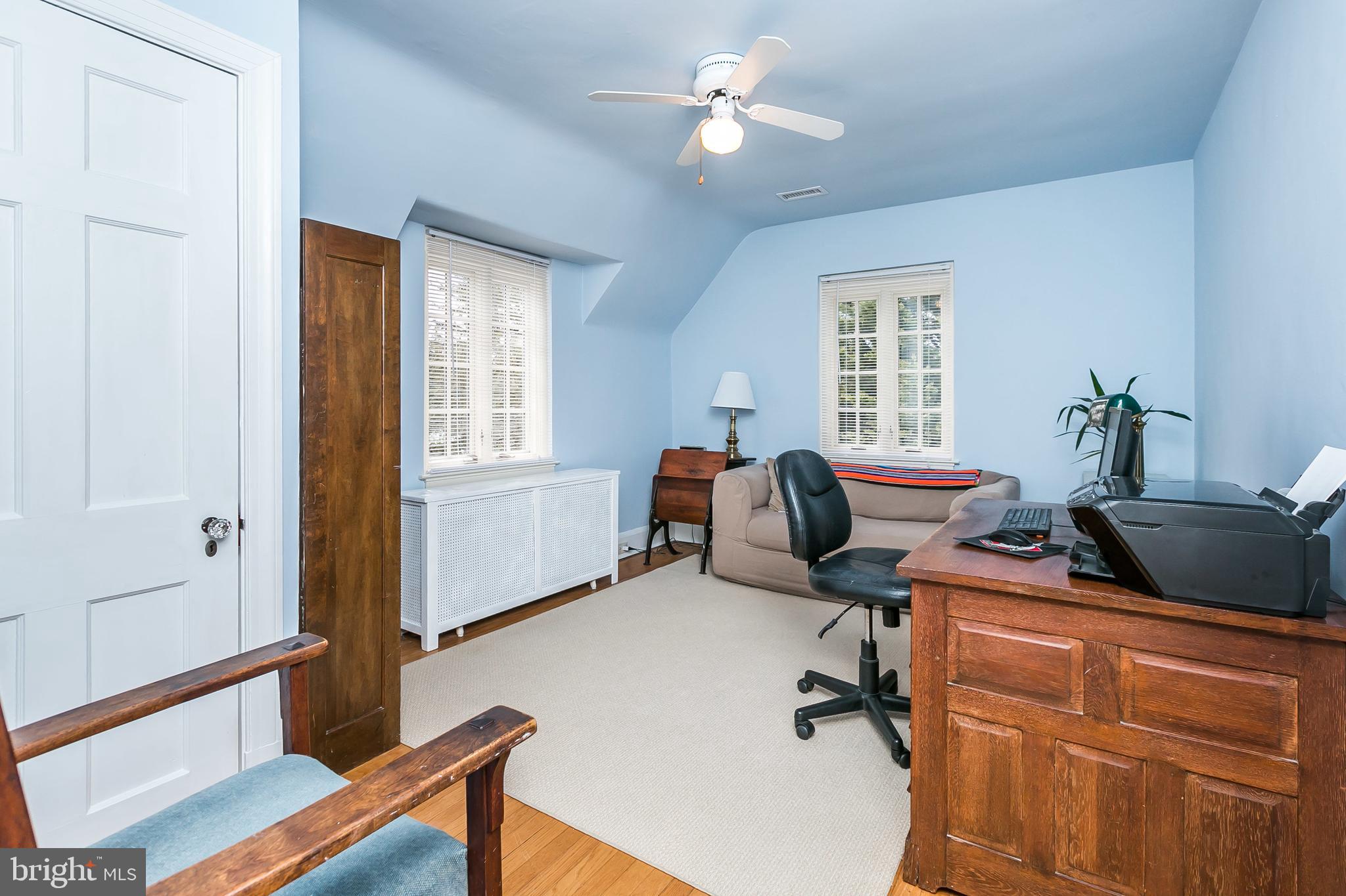 207 Tunbridge Road Baltimore, MD 21212 - Photo 29 of 43 This bedroom is used as their office