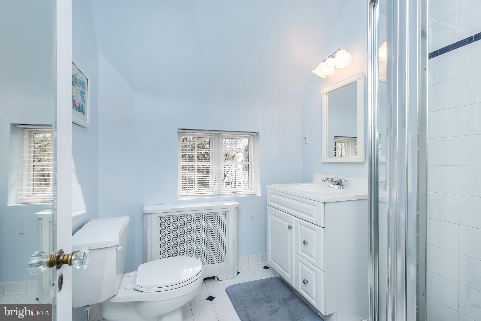 207 Tunbridge Road Baltimore, MD 21212 - Photo 31 of 43 This is the hall bath used by the 3 bedrooms