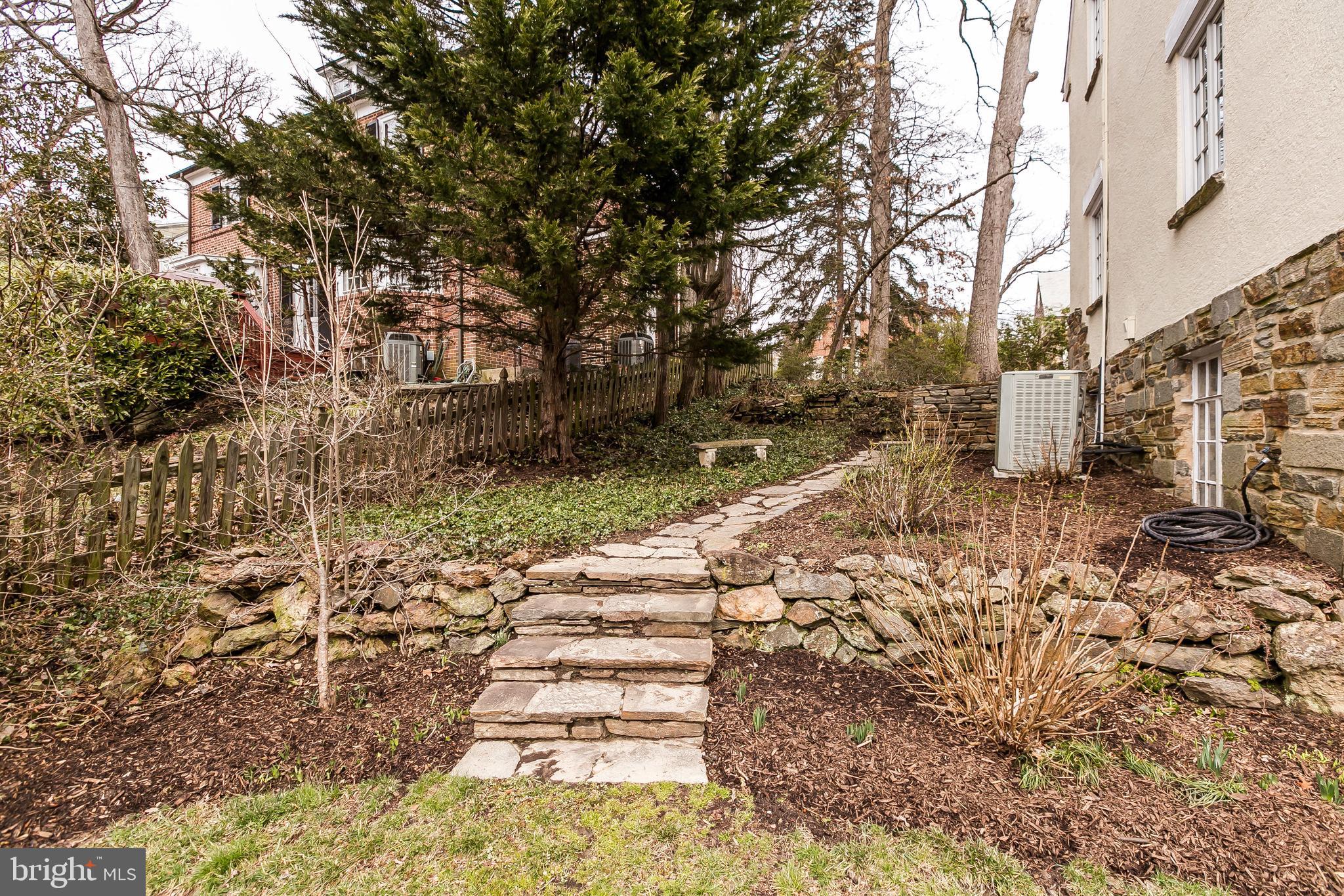 207 Tunbridge Road Baltimore, MD 21212 - Photo 38 of 43