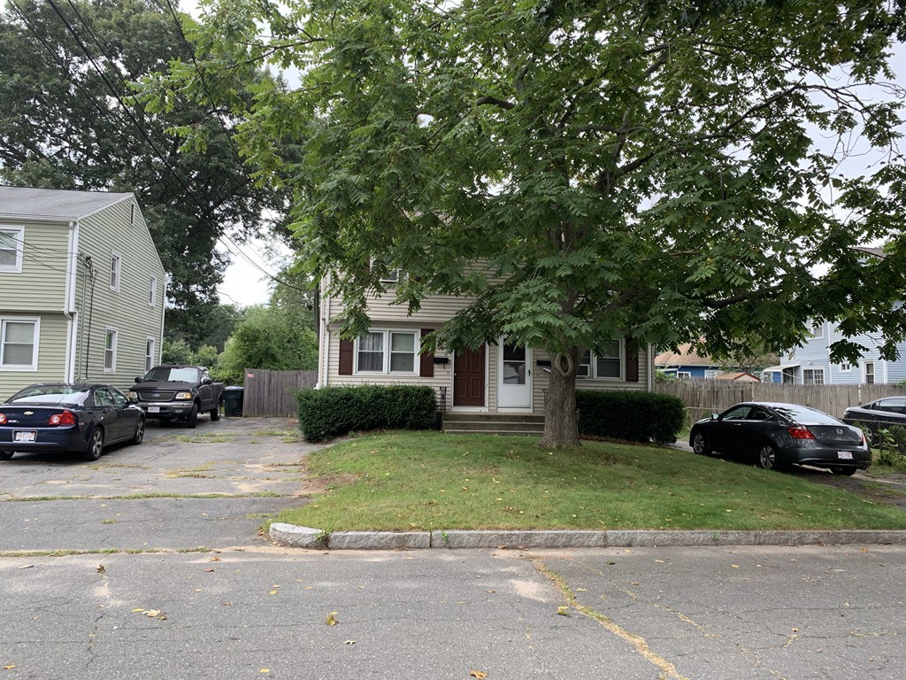 11-13 Flagg Street Springfield, MA 01109 - Photo 3 of 3