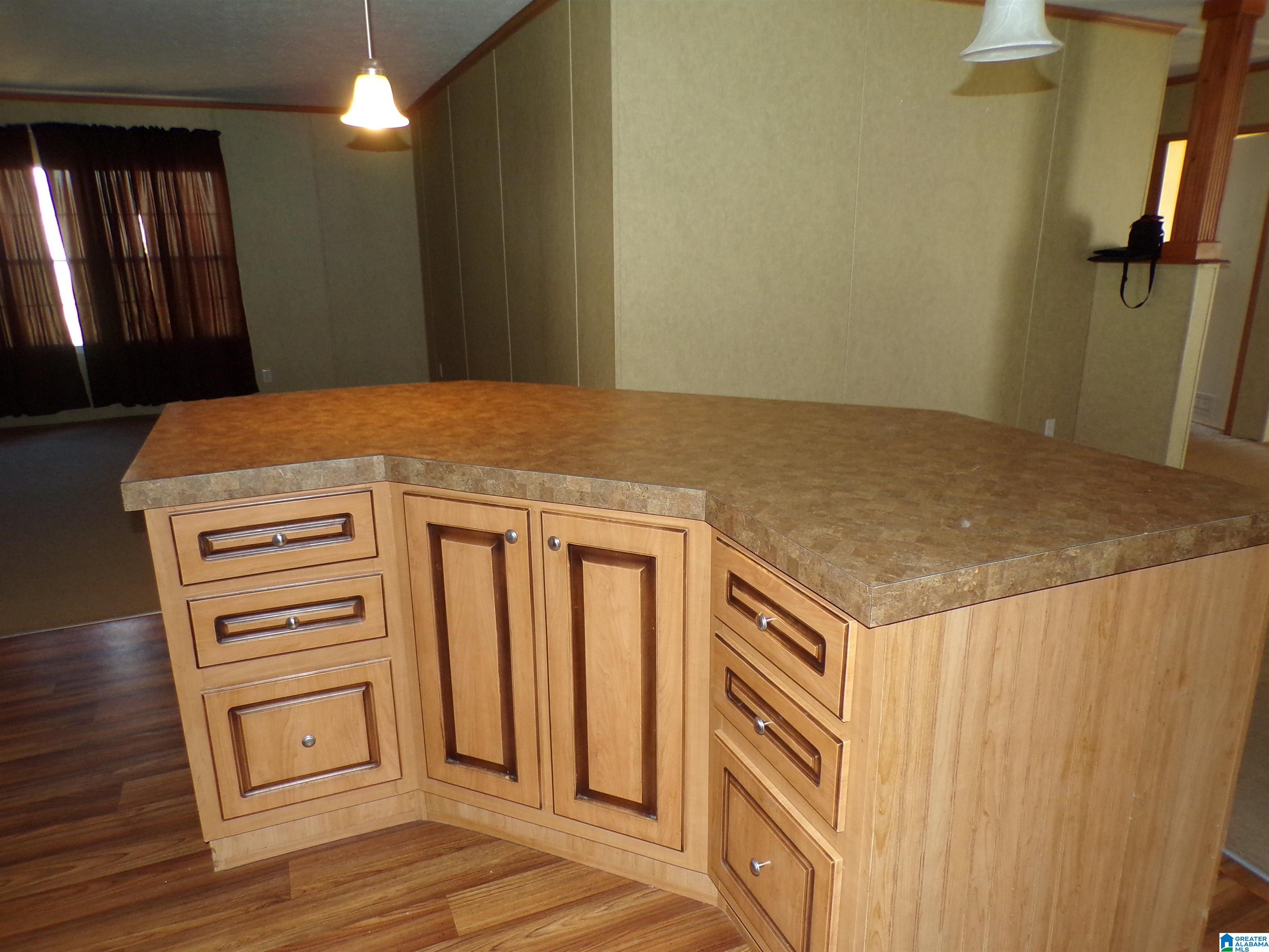 185 Thornton Circle Road Sylacauga, AL 35151 - Photo 3 of 16
