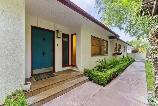 $879,000 | 1940 Arroyo Drive, Riverside, CA 92506