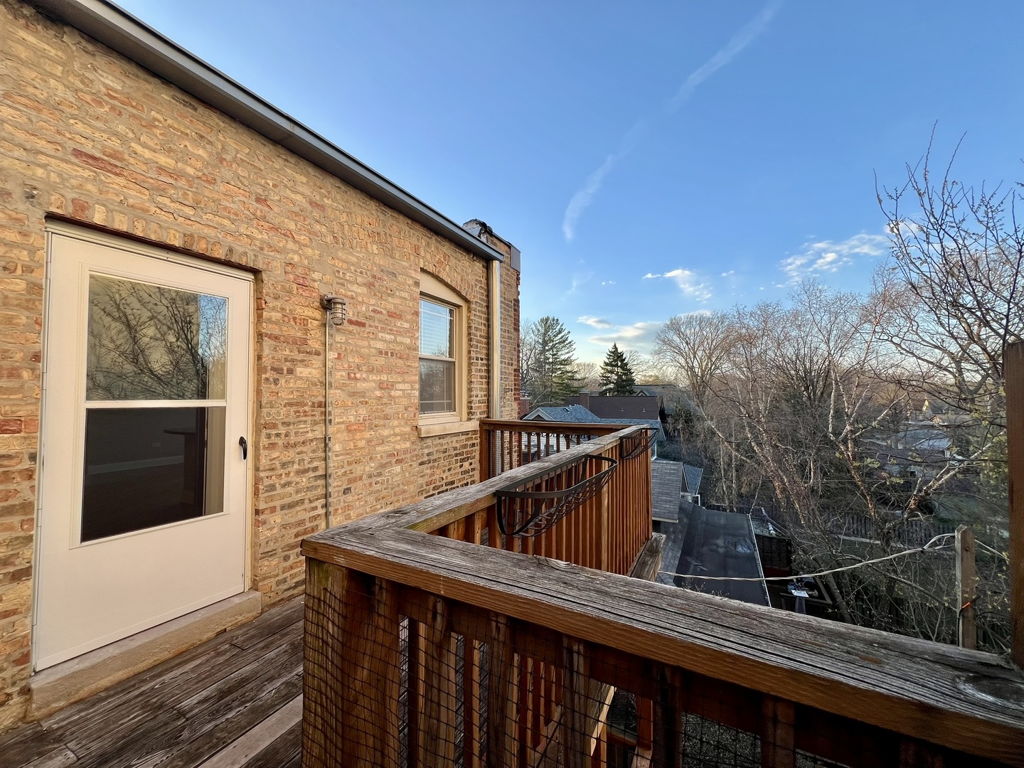 911 Maple Avenue, Unit 3N Evanston, IL 60202 - Photo 16 of 18 a view of balcony with furniture