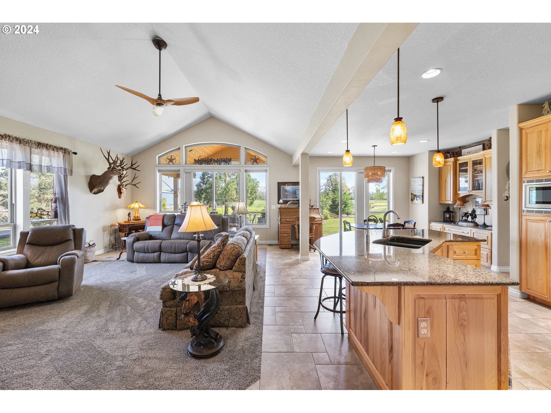 12430 South Oak Grove Road Canby, OR 97013 - Photo 24 of 34