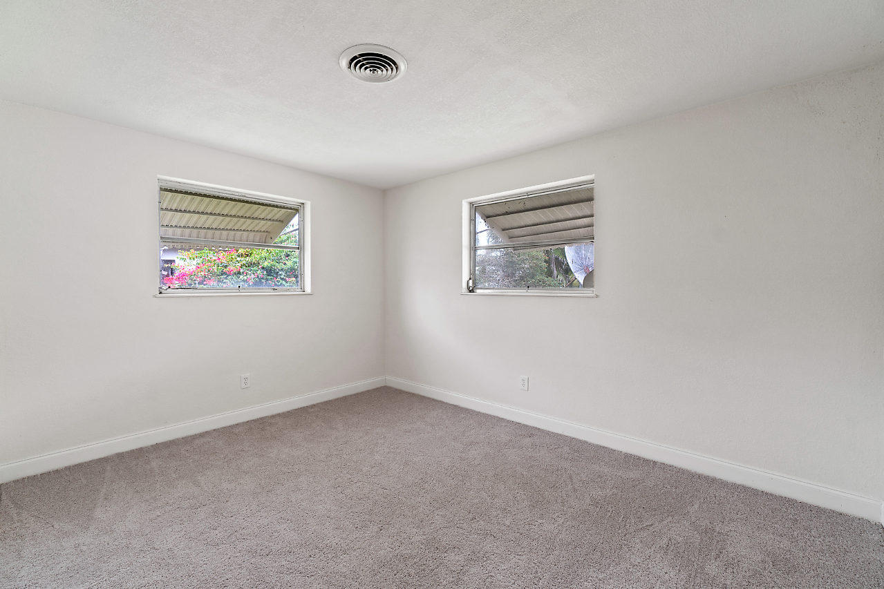 913 Northwest New Providence Road Stuart, FL 34994 - Photo 18 of 34 018-913NewProvidence-Stuart-FL-small