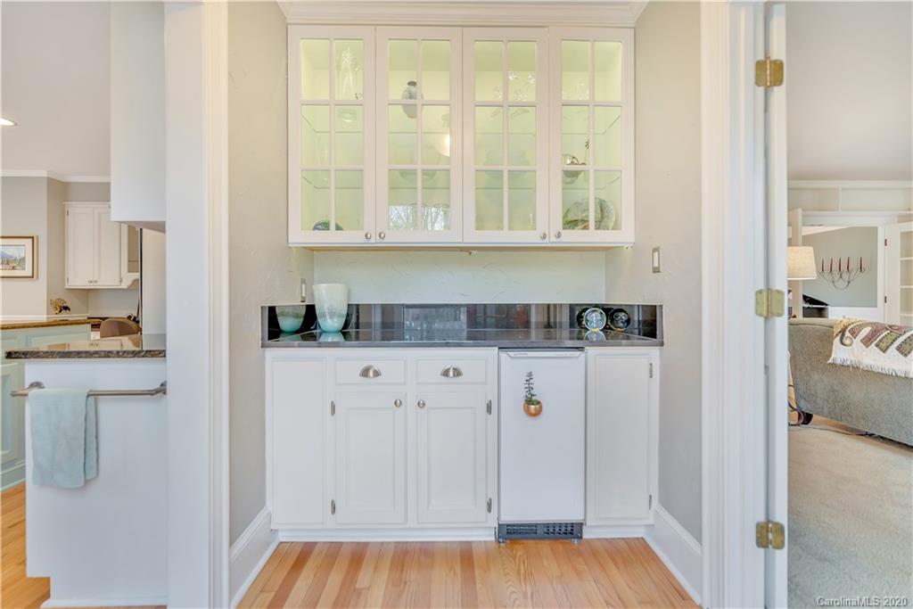 5233 Morrowick Road Charlotte, NC 28226 - Photo 16 of 36 Gallery Image 16