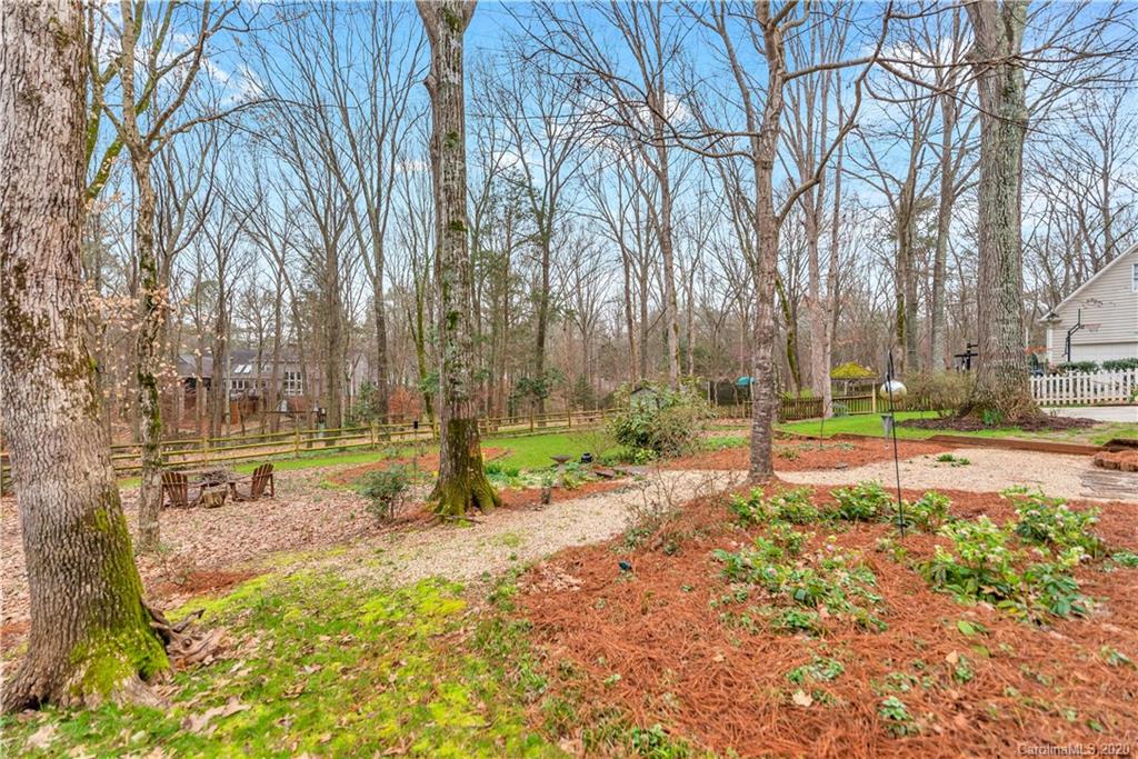 5233 Morrowick Road Charlotte, NC 28226 - Photo 4 of 36 Gallery Image 4