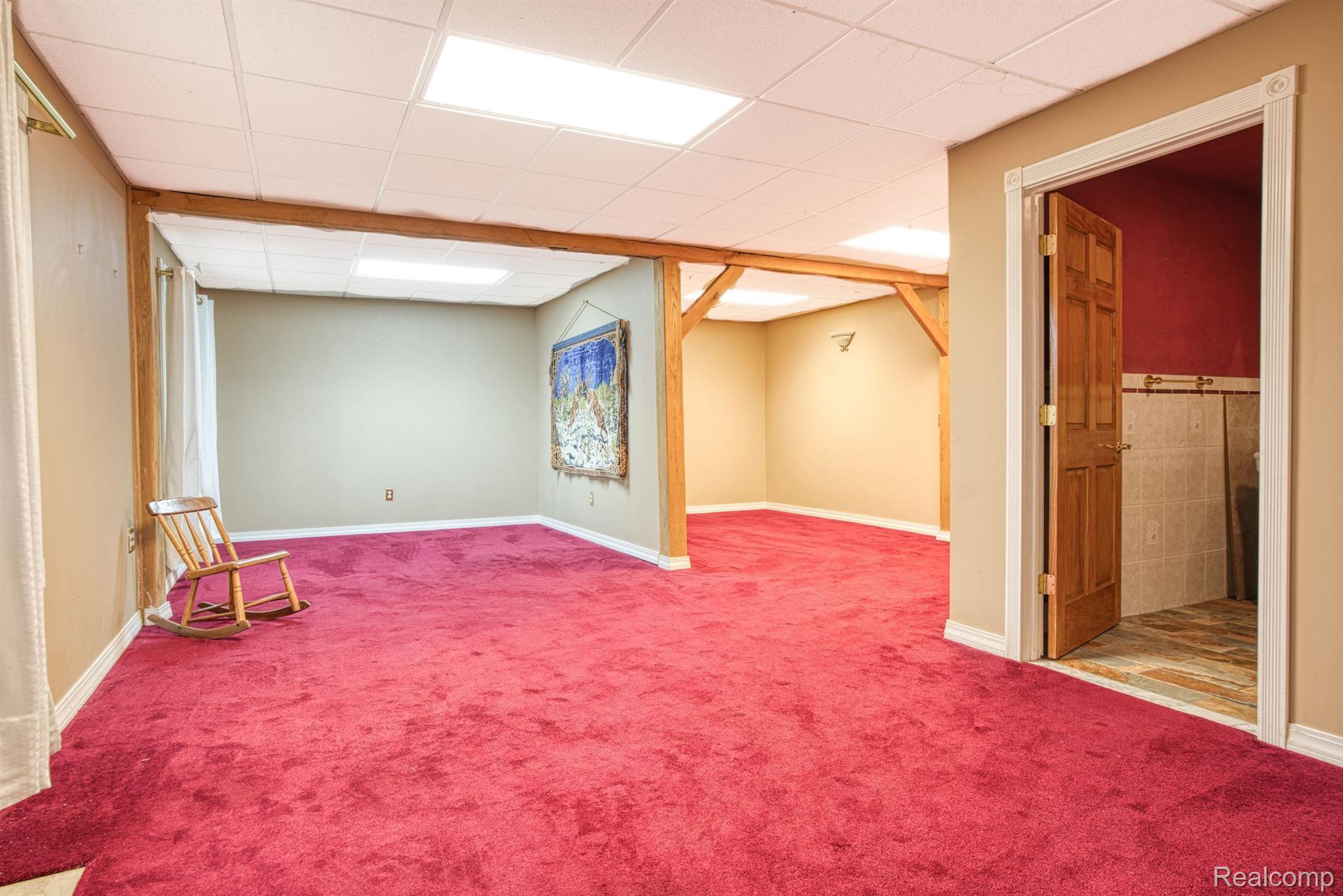 10178 Spencer Road Brighton, MI 48114 - Photo 31 of 49 Gallery Image 31