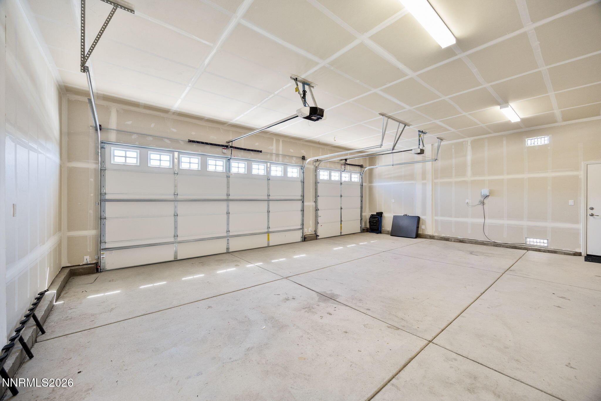 19013 Alpine Walk Reno, NV 89508 - Photo 34 of 34 a view of a garage