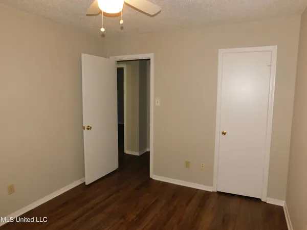 $1,295 | 6455 Heather Road, Horn Lake, MS 38637