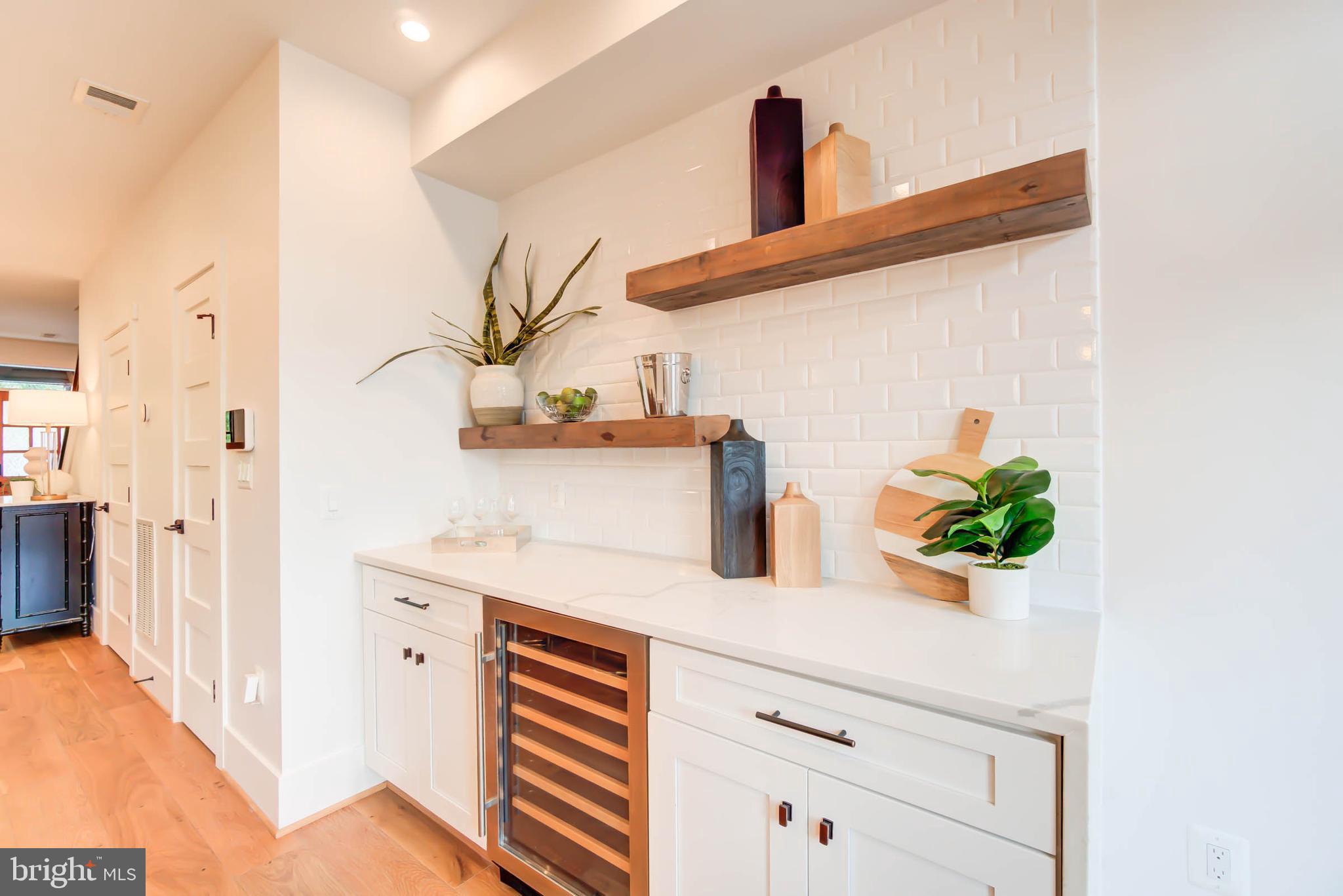 244 10th Street Southeast Washington, DC 20003 - Photo 11 of 47