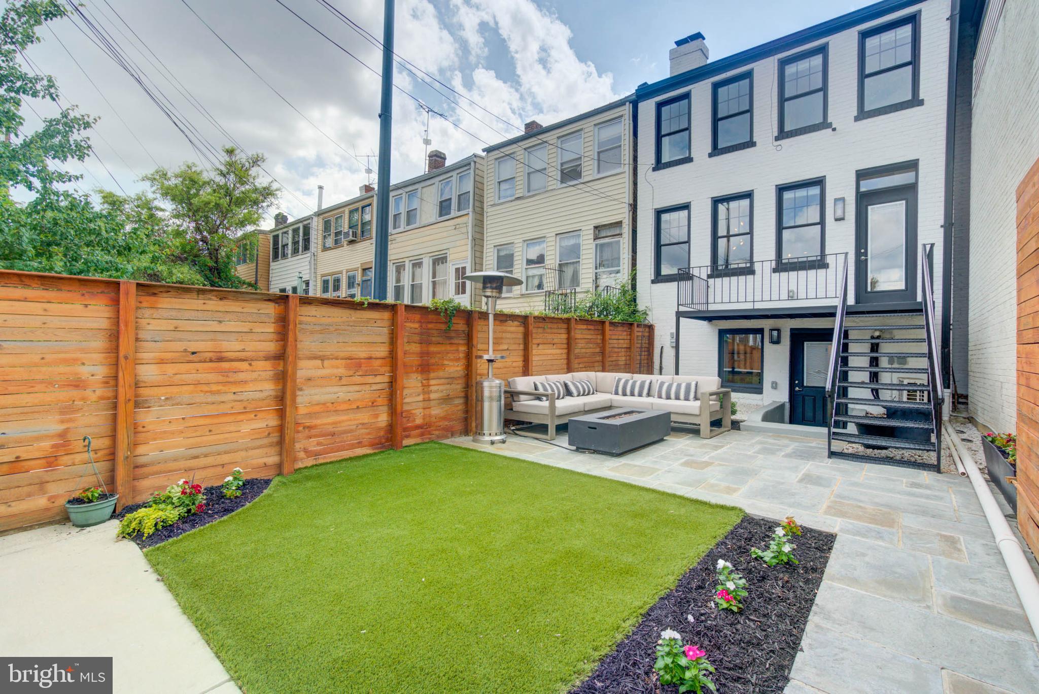 244 10th Street Southeast Washington, DC 20003 - Photo 16 of 47