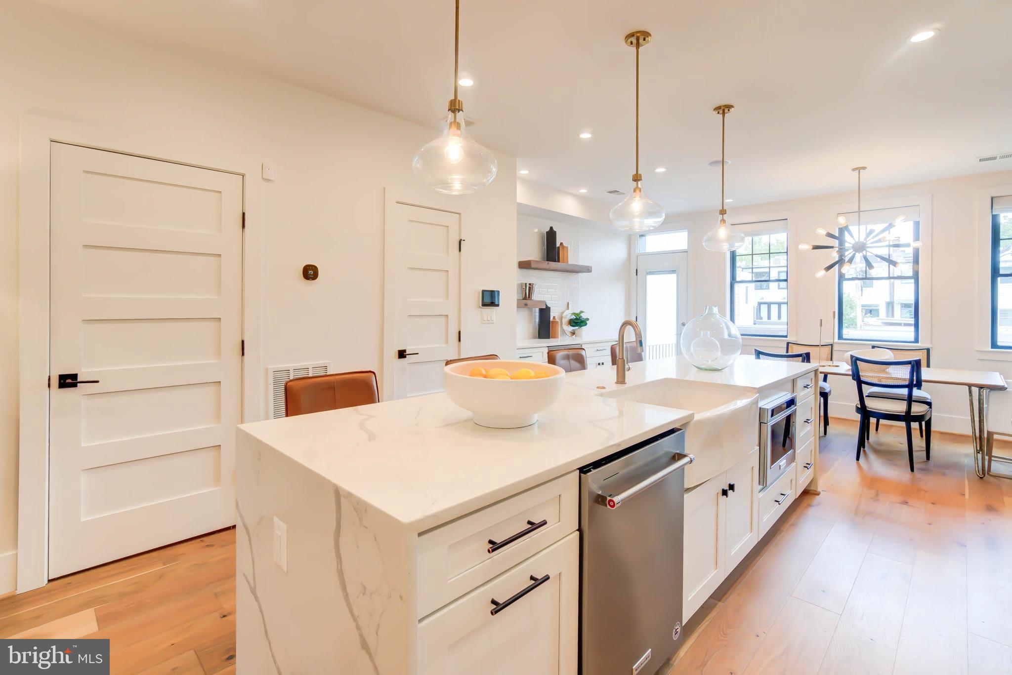 244 10th Street Southeast Washington, DC 20003 - Photo 9 of 47