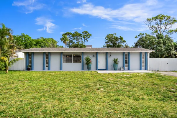 $575,000 | 5833 Fair Green Road, West Palm Beach, FL 33417